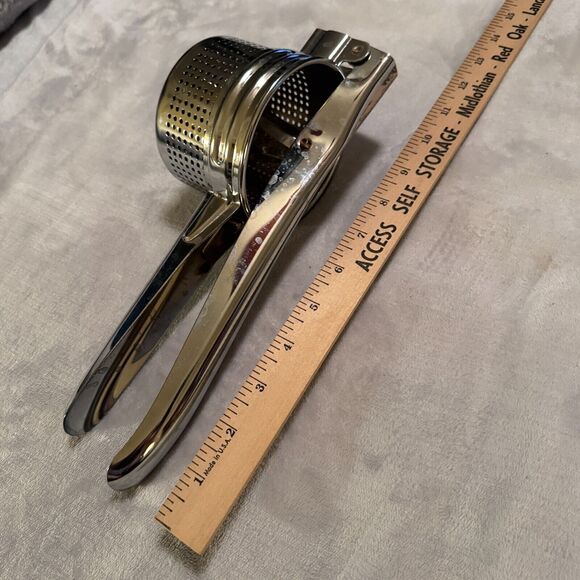 Vintage Spaetzle Maker Potato Ricer Aluminum Chrome strainer masher - Picture 6 of 6